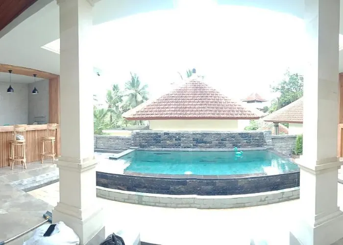 イン Ubud Nadi